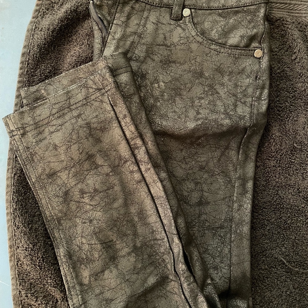 Timing sz 6 super stretch skinny vegan leather